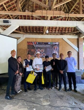 Pascasarjana Poltekpar NHI Bandung Hadirkan Inovasi Wisata Gastronomi Berbasis Singkong di Kampung Adat Cirendeu